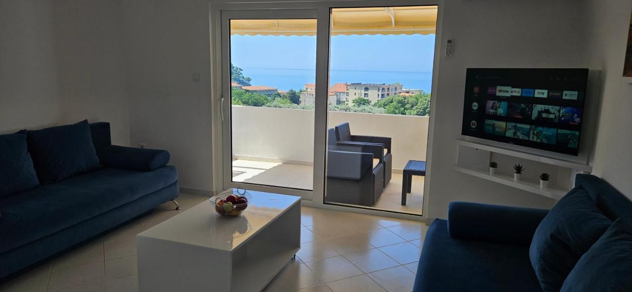 Sea View Apartment Aria Petrovac Bagian luar foto