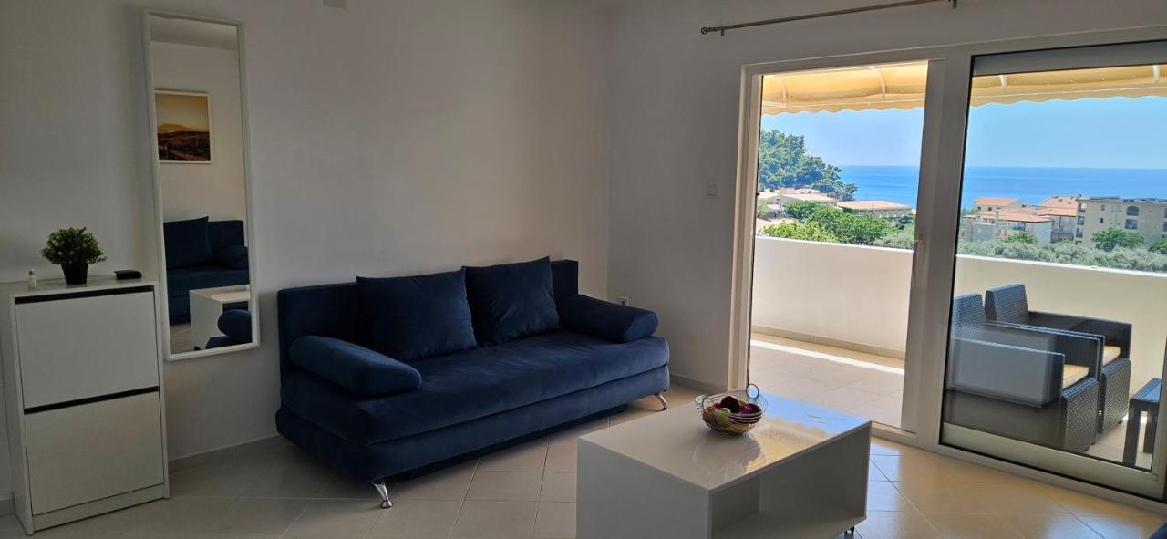 Sea View Apartment Aria Petrovac Bagian luar foto