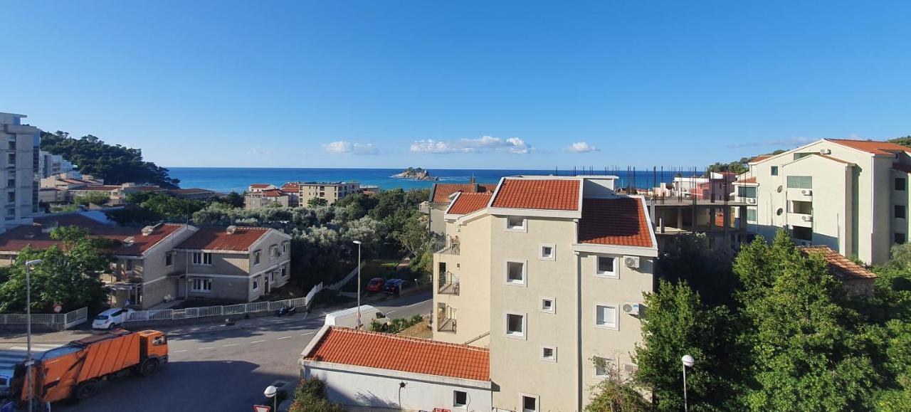 Sea View Apartment Aria Petrovac Bagian luar foto