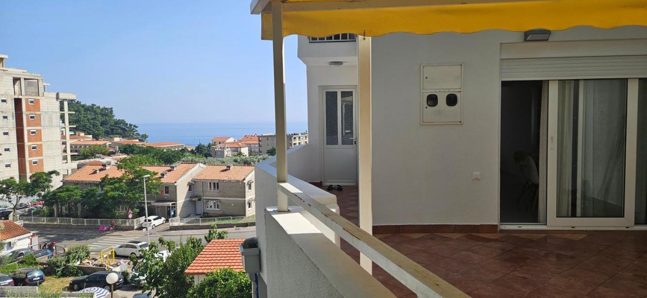 Sea View Apartment Aria Petrovac Bagian luar foto